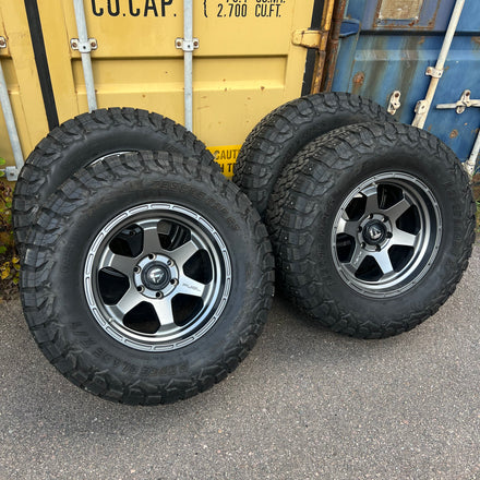 18" Dubbade 35" Dodge RAM kompletta vinterhjul