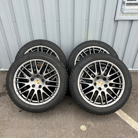 20" Porsche Cayenne vinterhjul dubb
